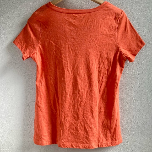 Oregon State Beavers V-Neck T-Shirt in Orange Size Small - Picture 2 of 6